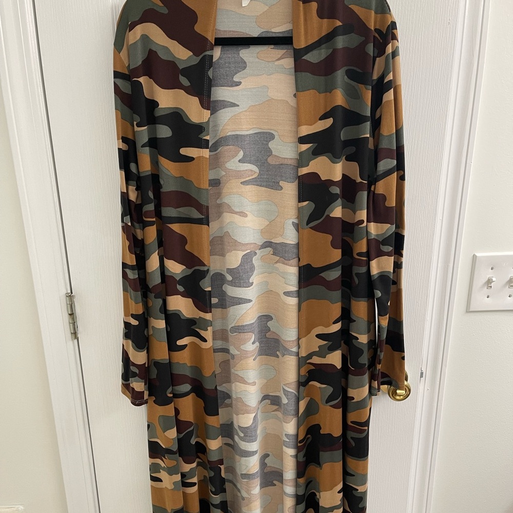 Women’s Camouflage Long Duster
